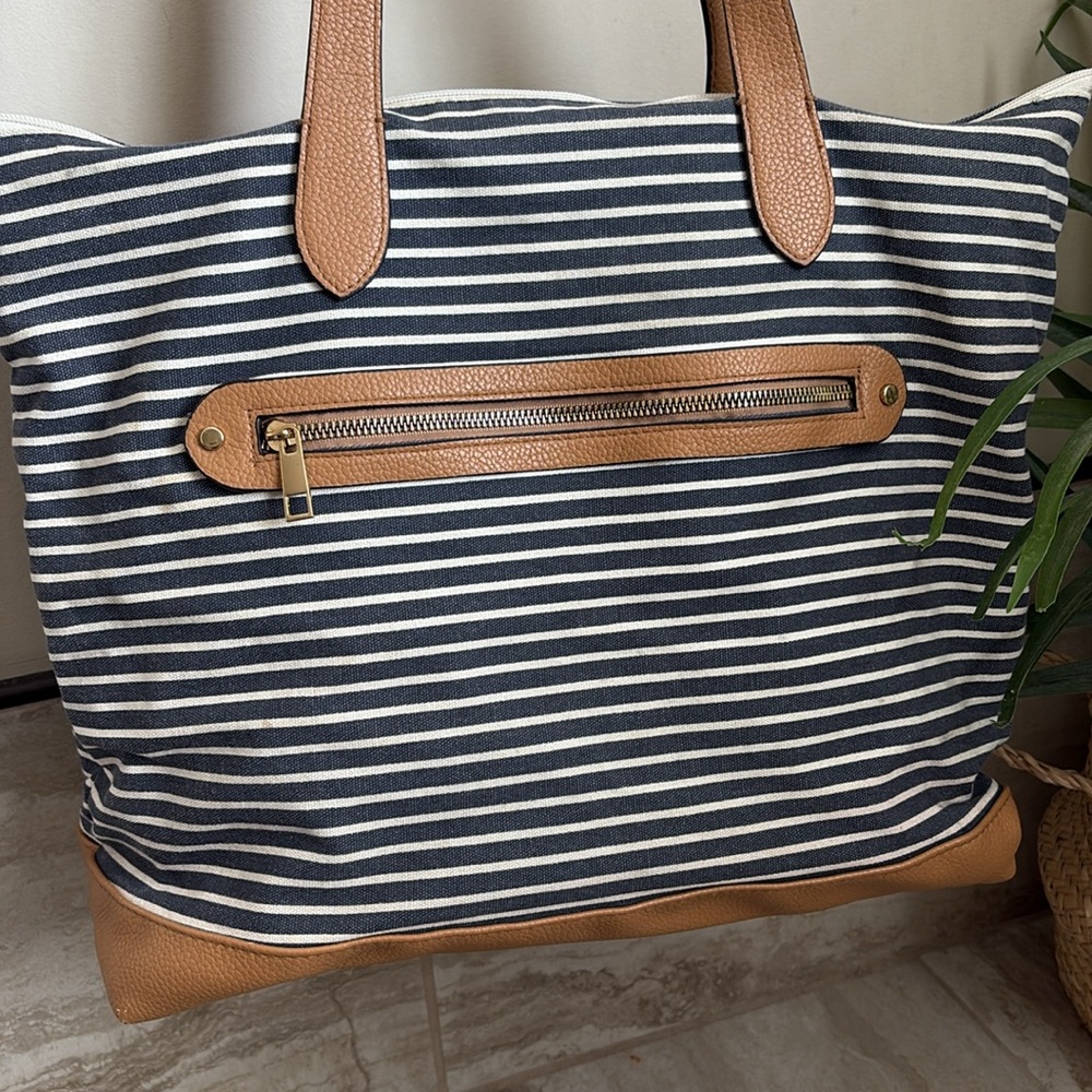 A New Day Navy Stripe Tote with Zipper, Beach tote